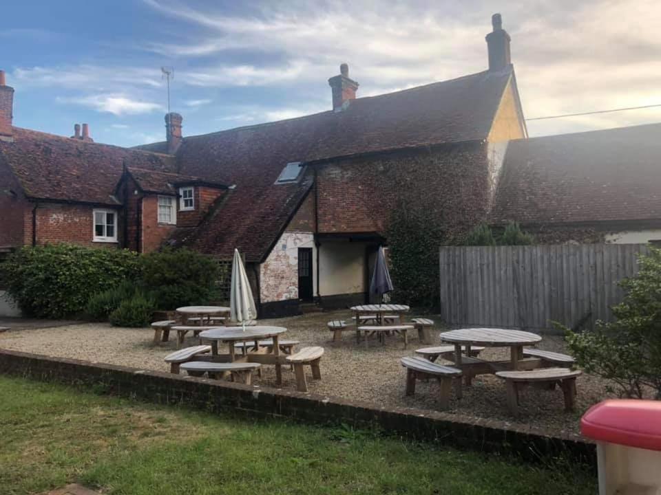 The Bull Hotel Downton  Eksteriør bilde